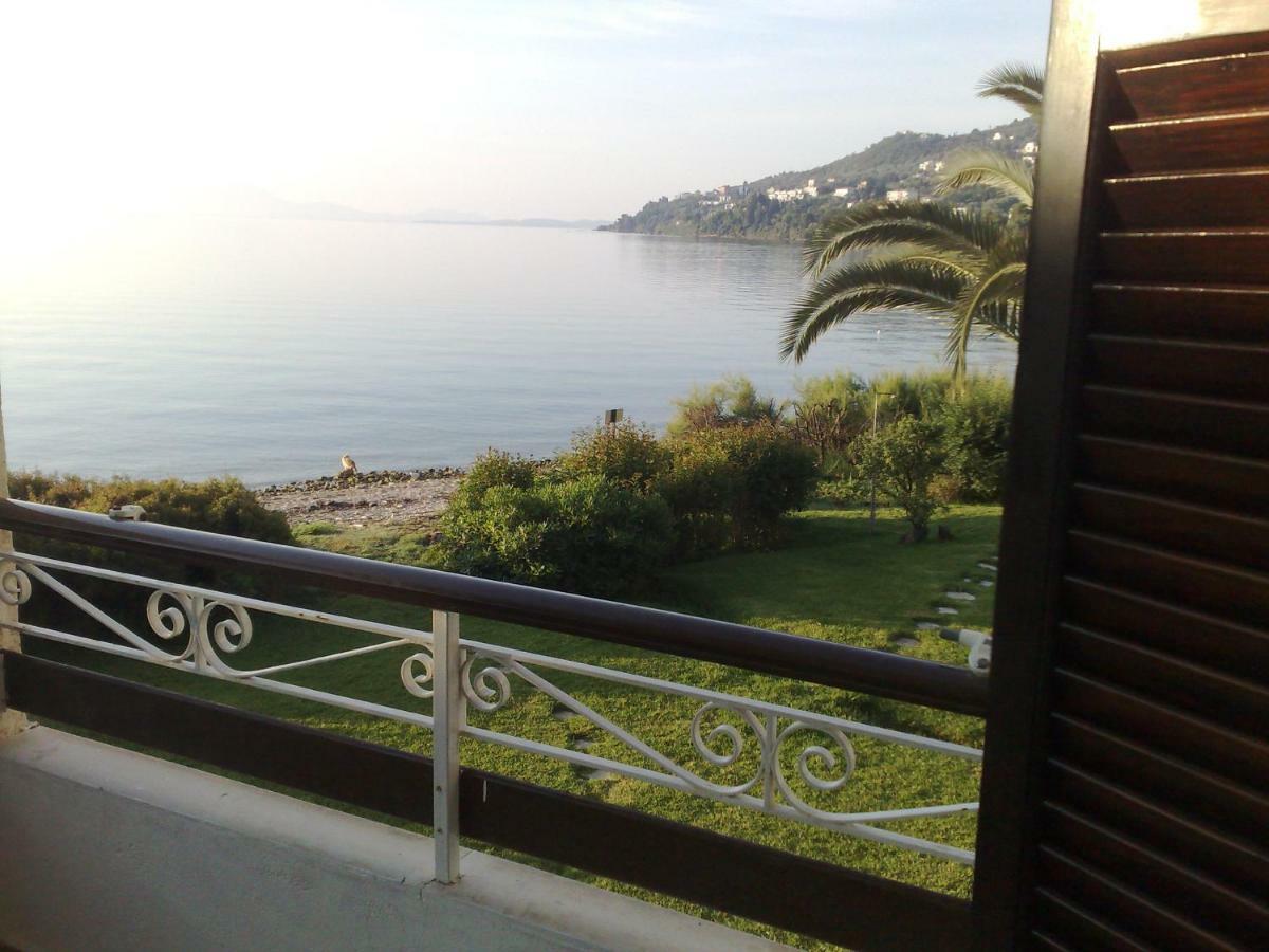 Lefkada Beachfront Apartment Nikiana Esterno foto